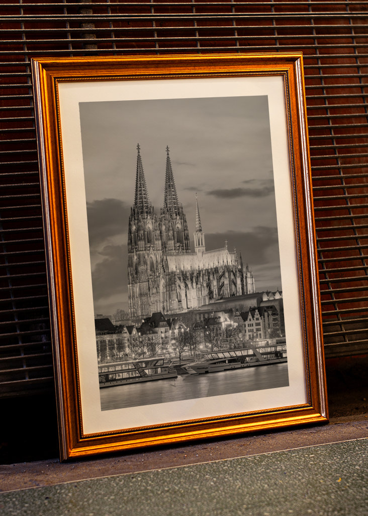 Catedral de Colonia en blanco y negro