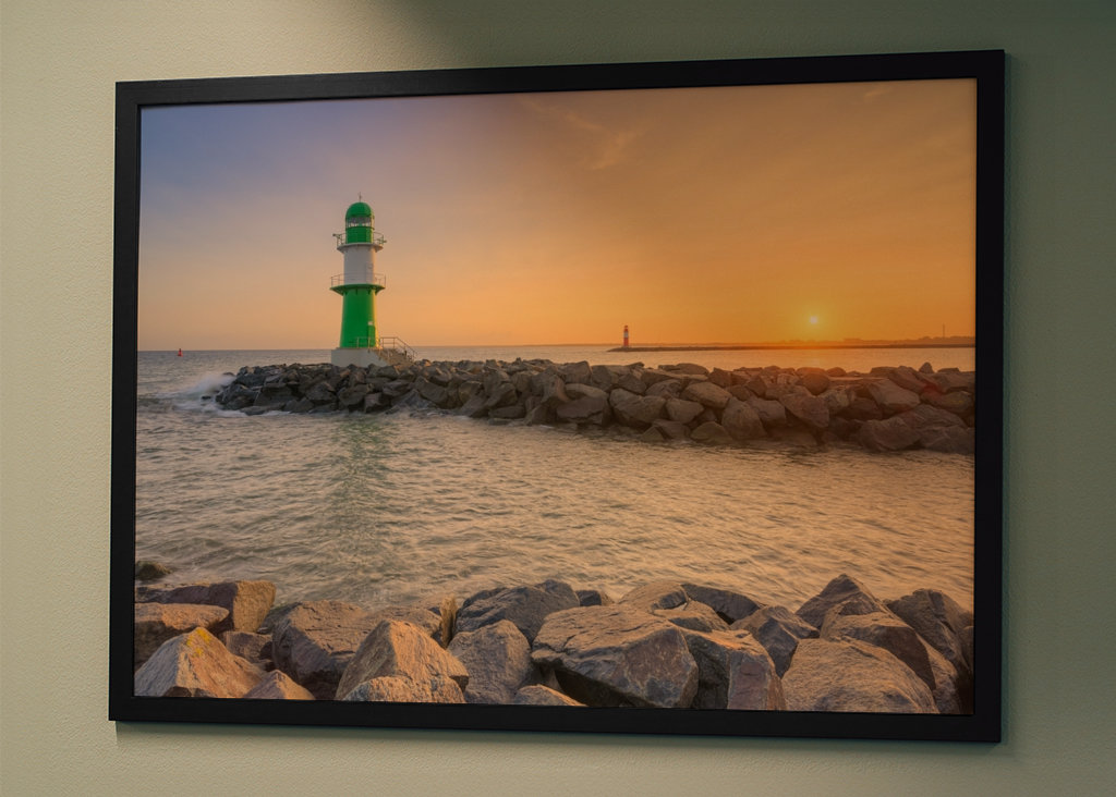 Warnemünde pier light