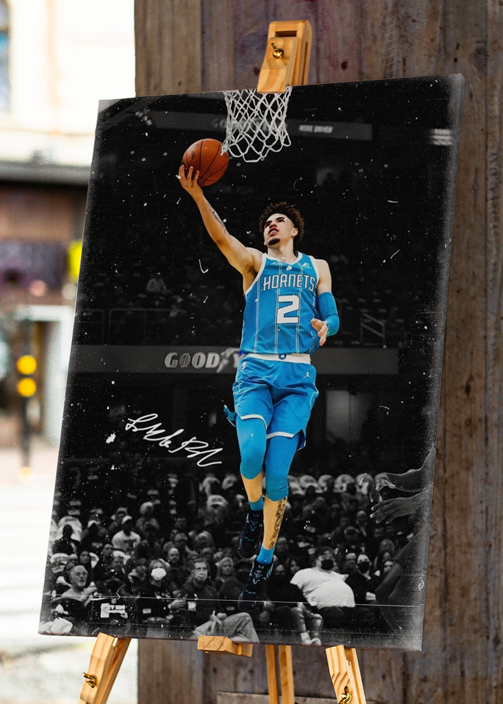 Firma de LaMelo Ball