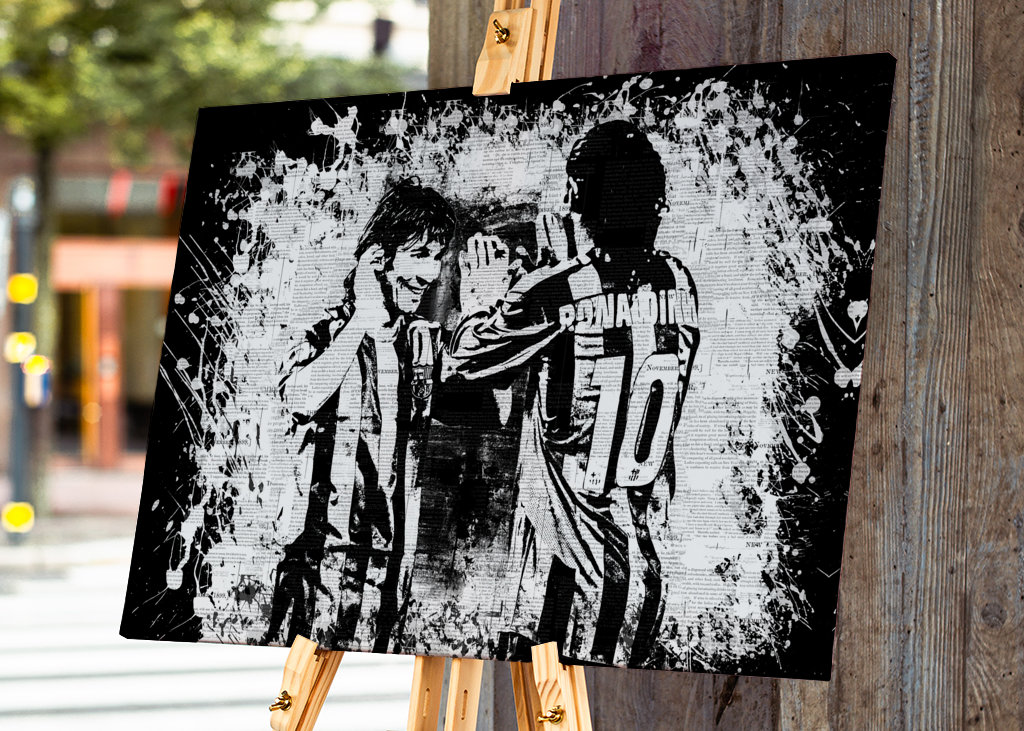  Ronaldinho mit Lionel Messi