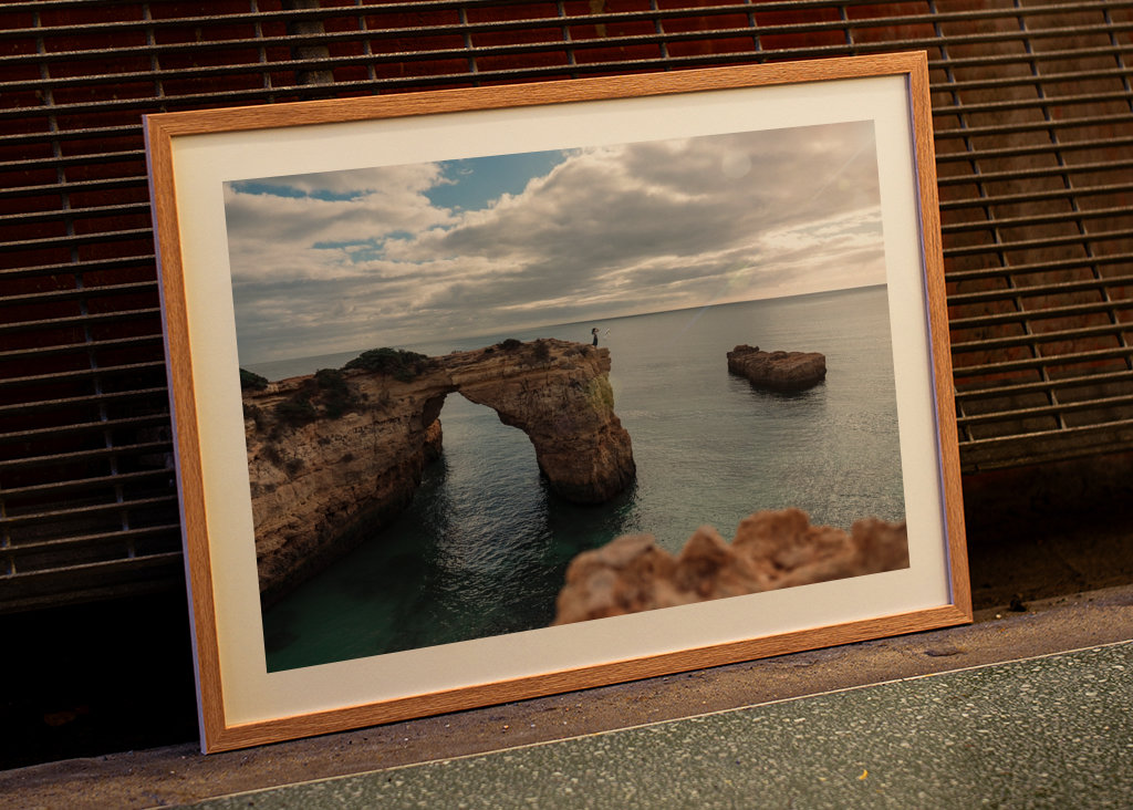 La mujer en el acantilado