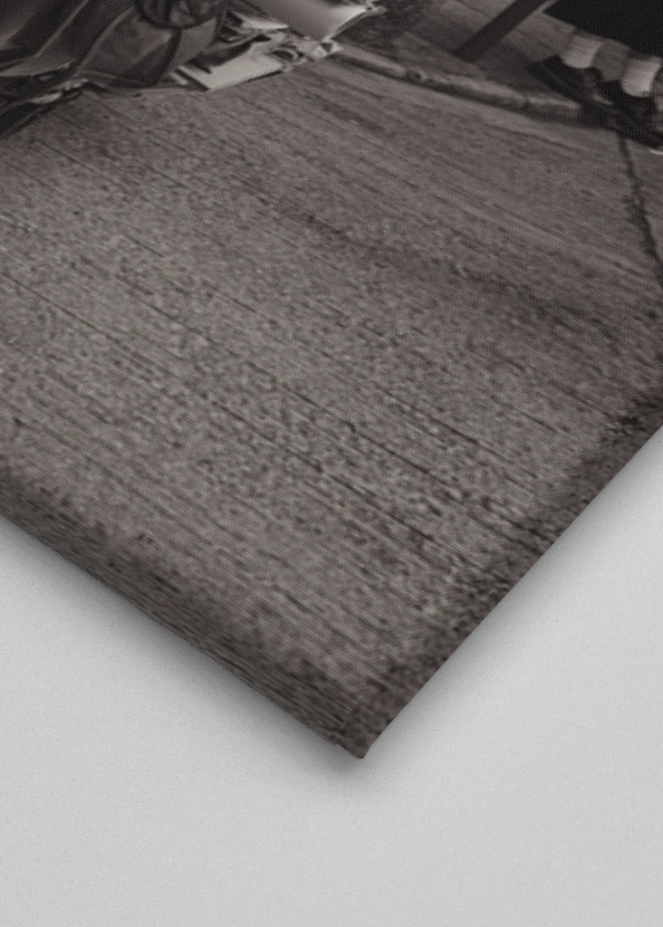 Naiset keräävät sarjakuvia Macao