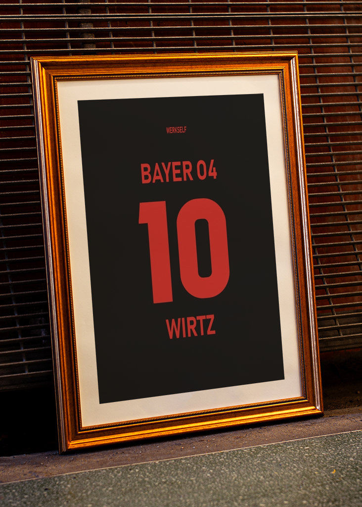 Bayer No. 10 Florian Wirtz