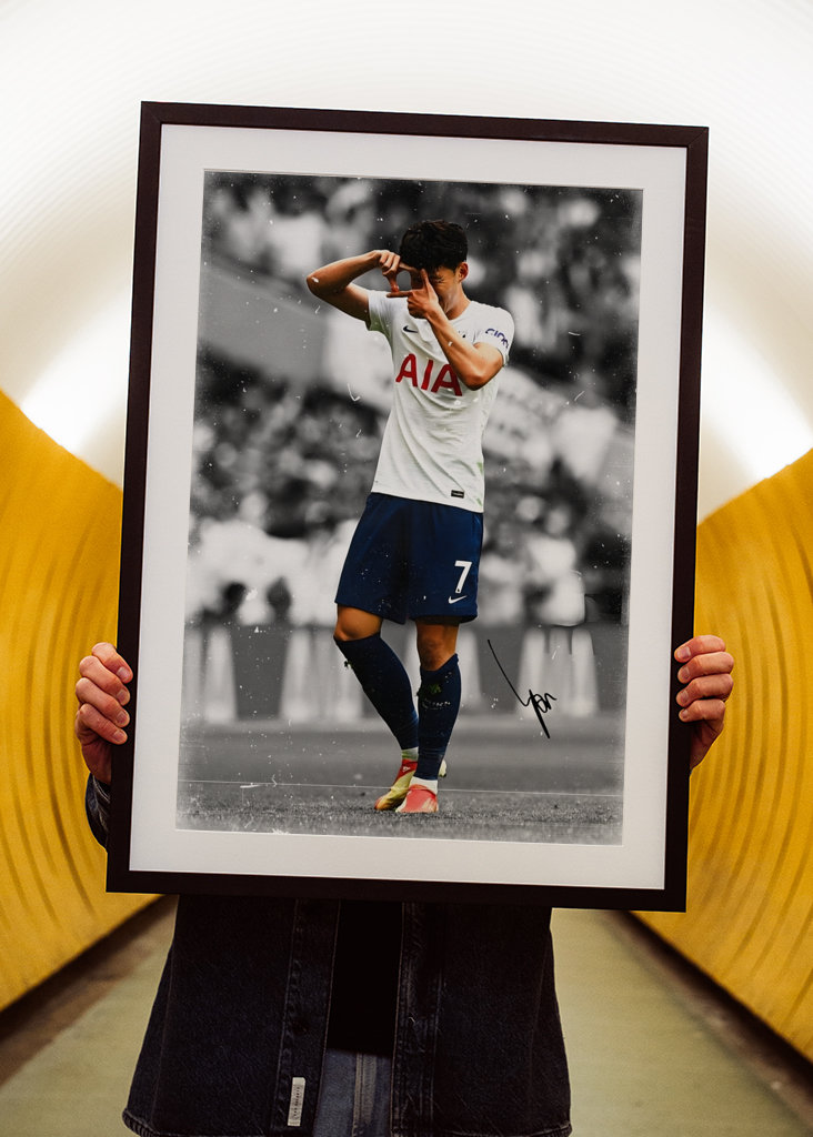  Podpis syna Tottenhamu