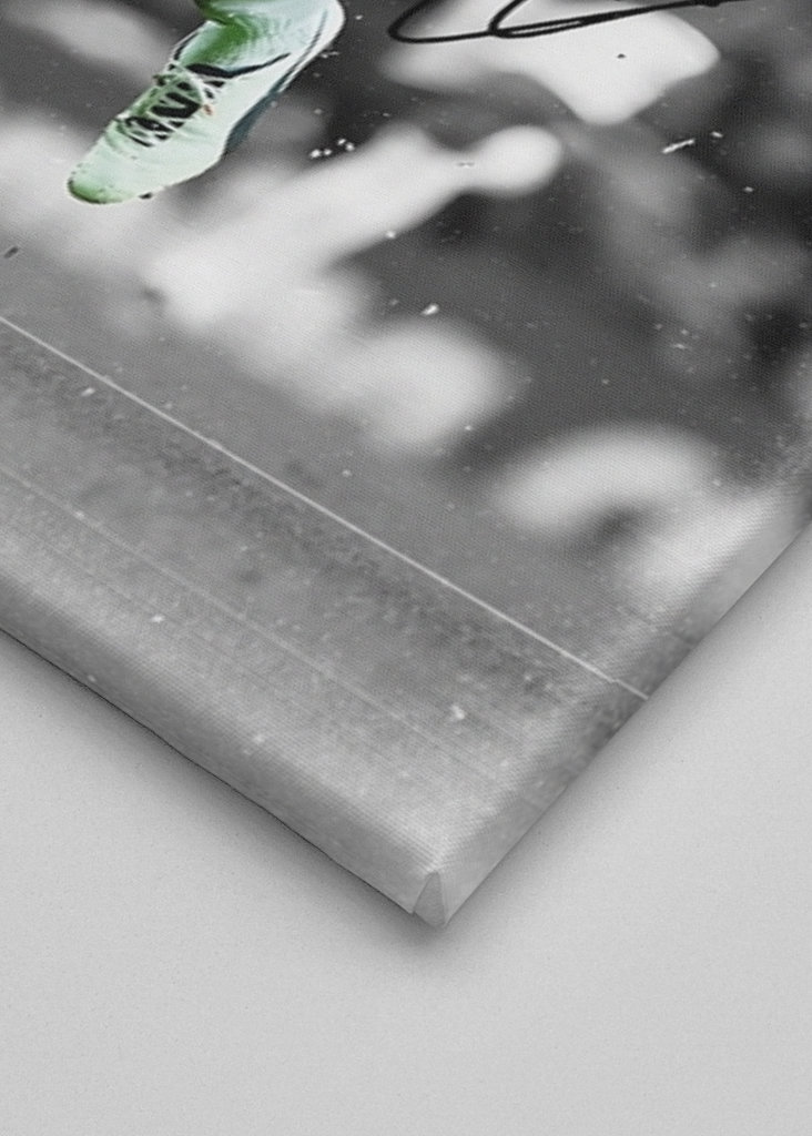 Thierry Henry Signature