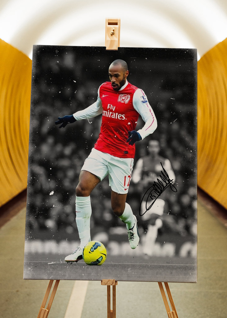 Thierry Henry Signature