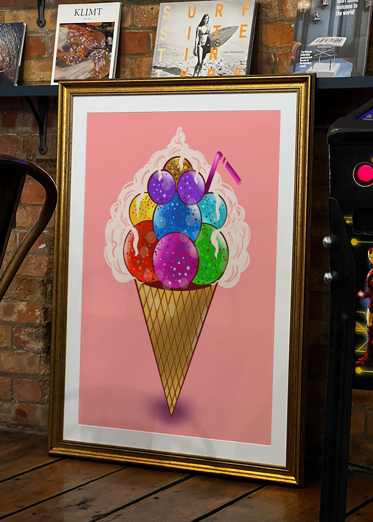 Värillinen jäätelö kermalla