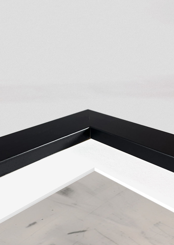 Mädchen mit rosa Luftballon