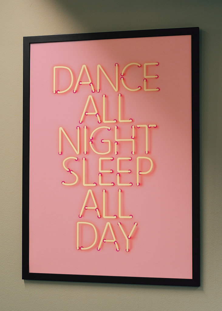 Dans hele natten Sov hele dagen