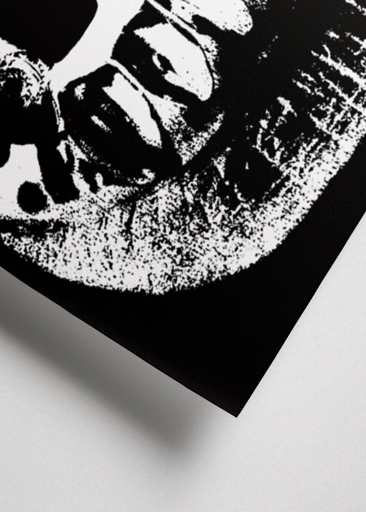 hypebeast lips black white