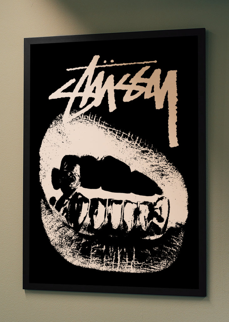 hypebeast lips black white