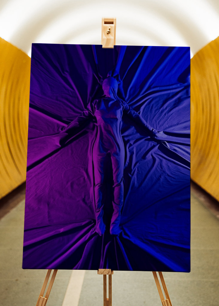 Vrouw onder de lakens