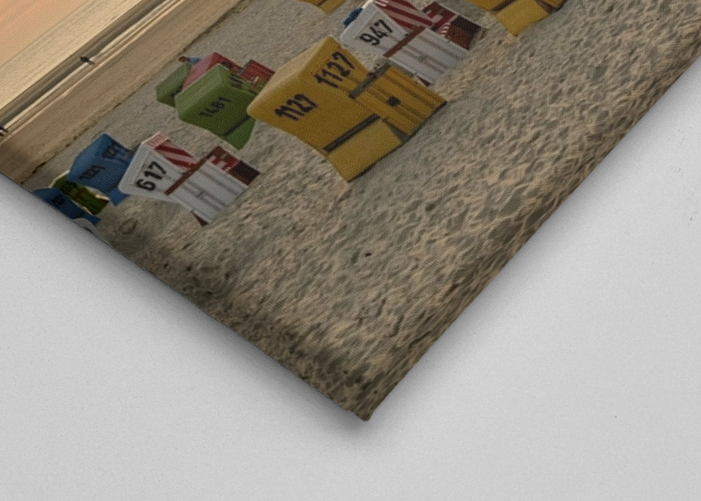 Naplemente a tenger mellett