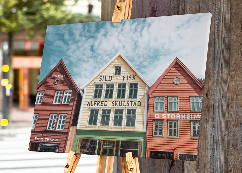 Drei Vintage-Häuser in Bergen