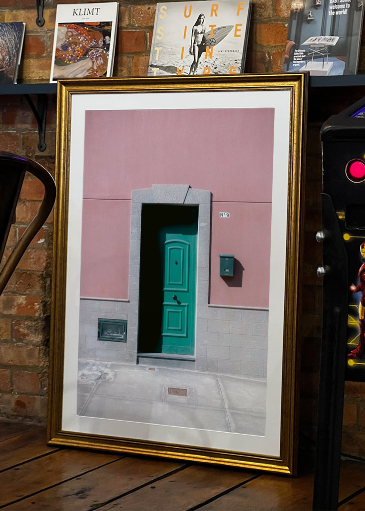 Dveře růžová stěna Tenerife Španělsko