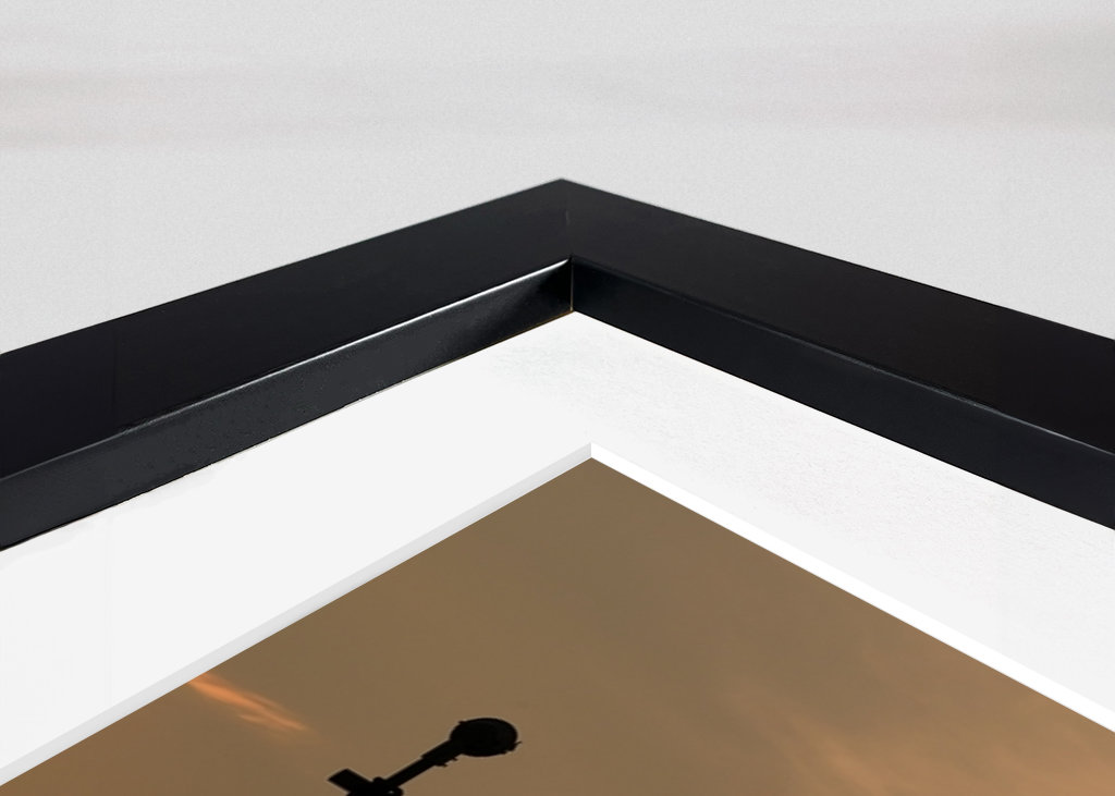 Landingslys mot solnedgang