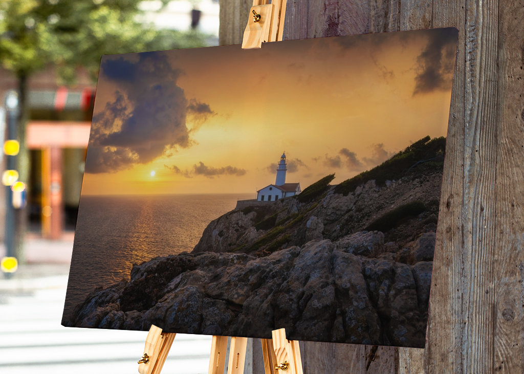 Maják Mallorca při východu slunce