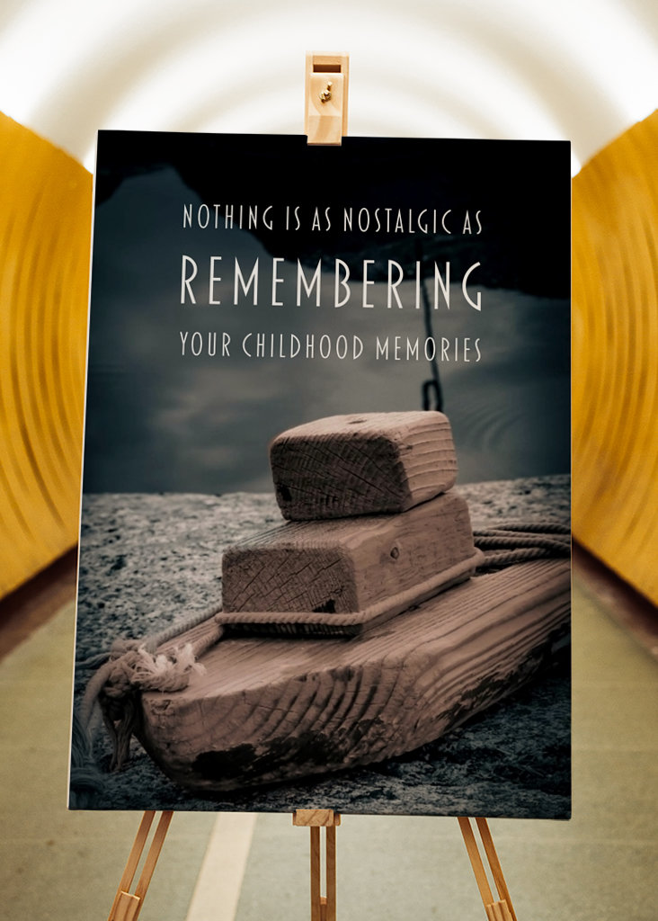 Puinen vene meren rannalla