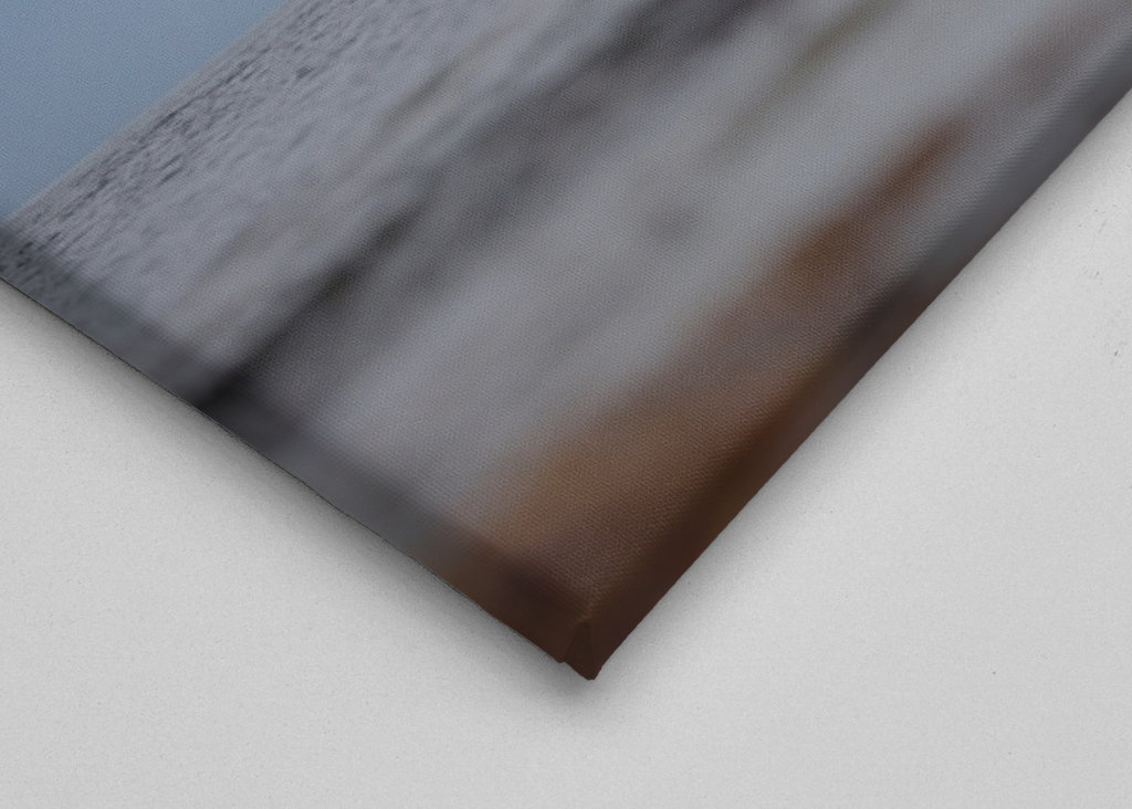 Full moon over Högby lighthous