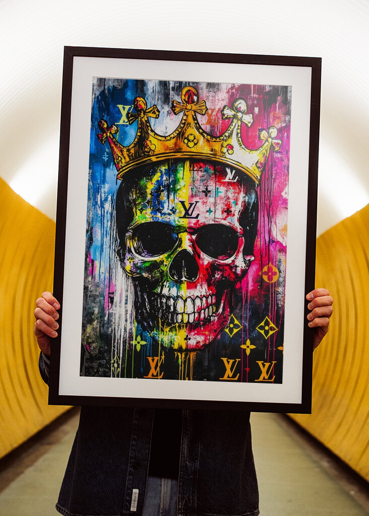 Graffiti art Skull and crown