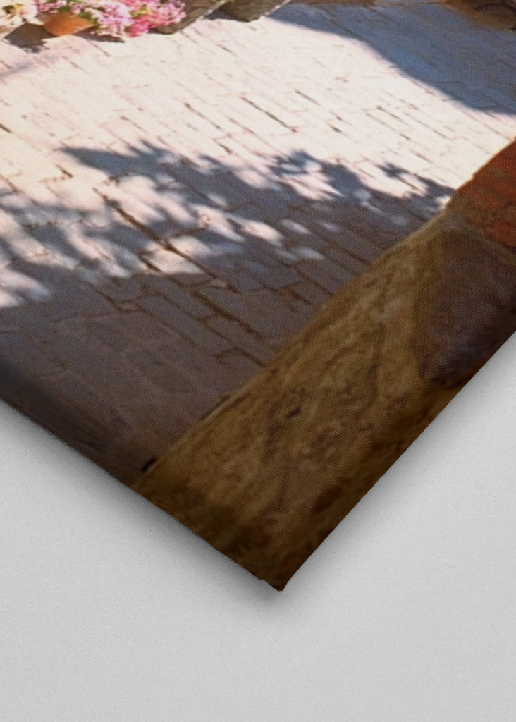 Italská alej s květinami