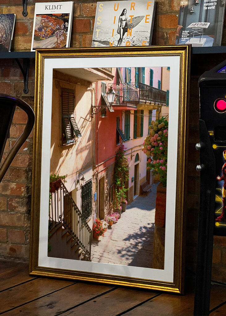 Italská alej s květinami