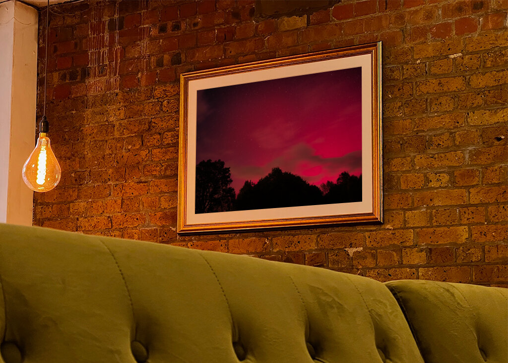 Polarlichter und Wolken