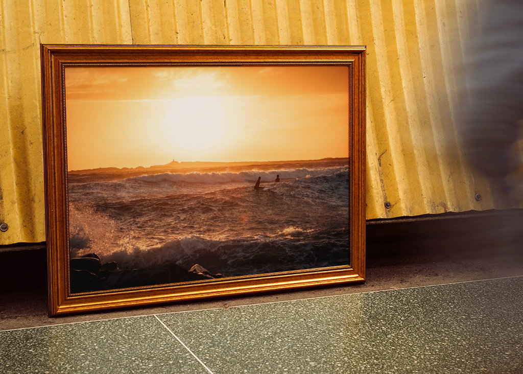 Surfen bei Sonnenuntergang