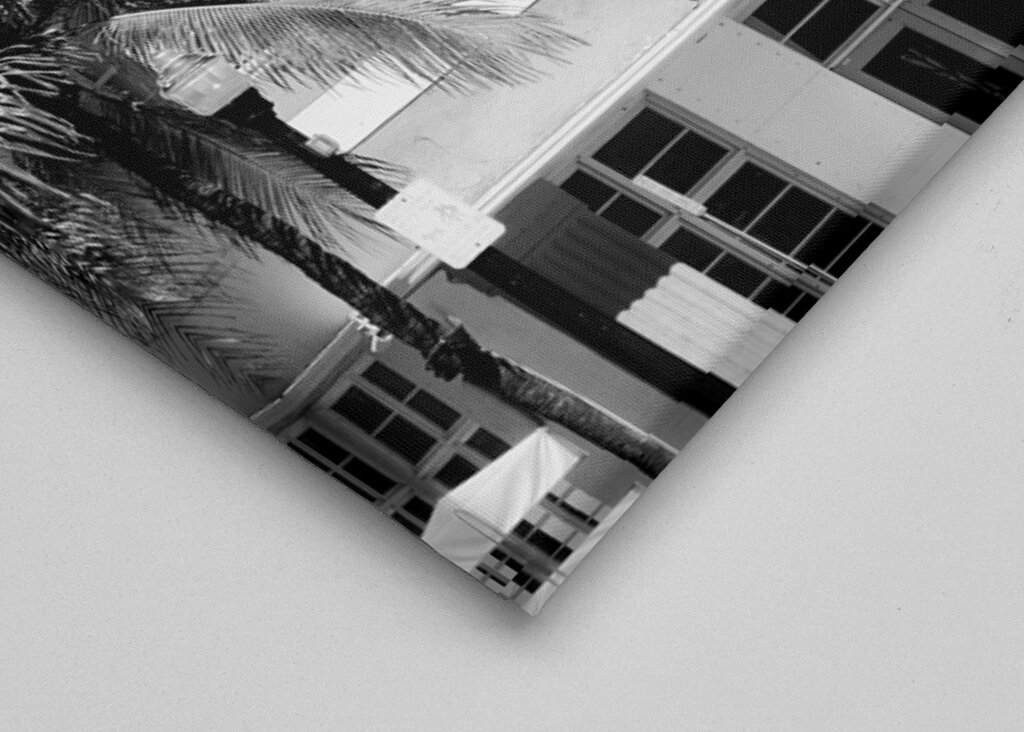 Miami Crescent Art Deco