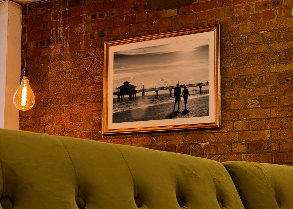 Milenci při západu slunce