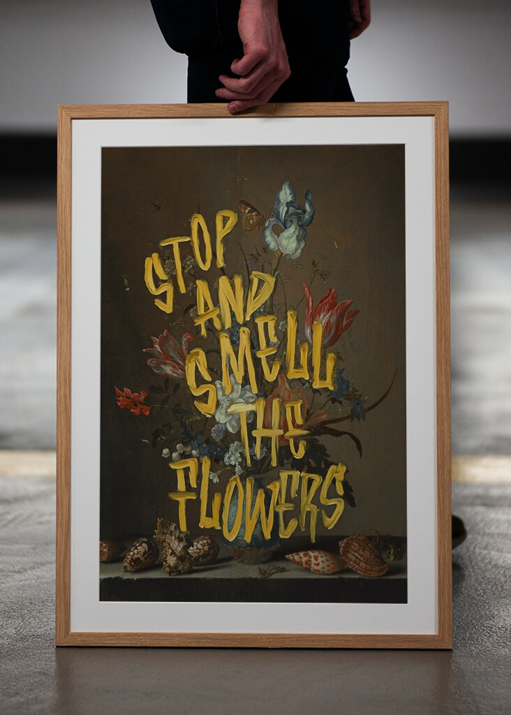 Pare e cheire as flores