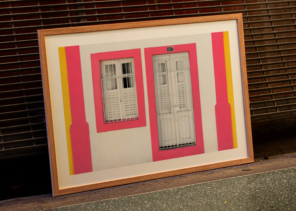 Värikkään talon julkisivu