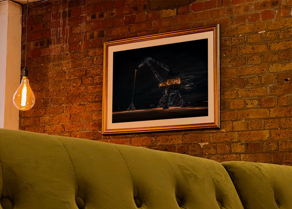 The old harbor crane