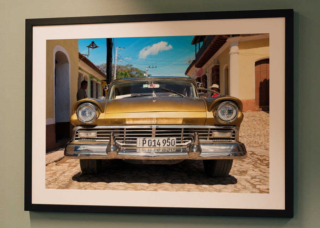 Voiture dorée classique II