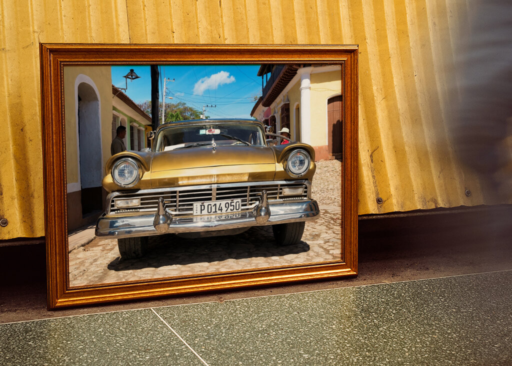 Voiture dorée classique II