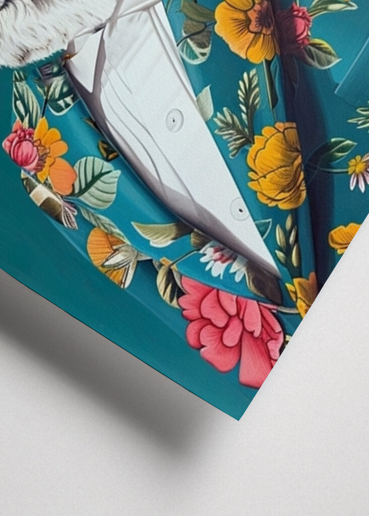 Medve virágos öltönyben és árnyalatokban