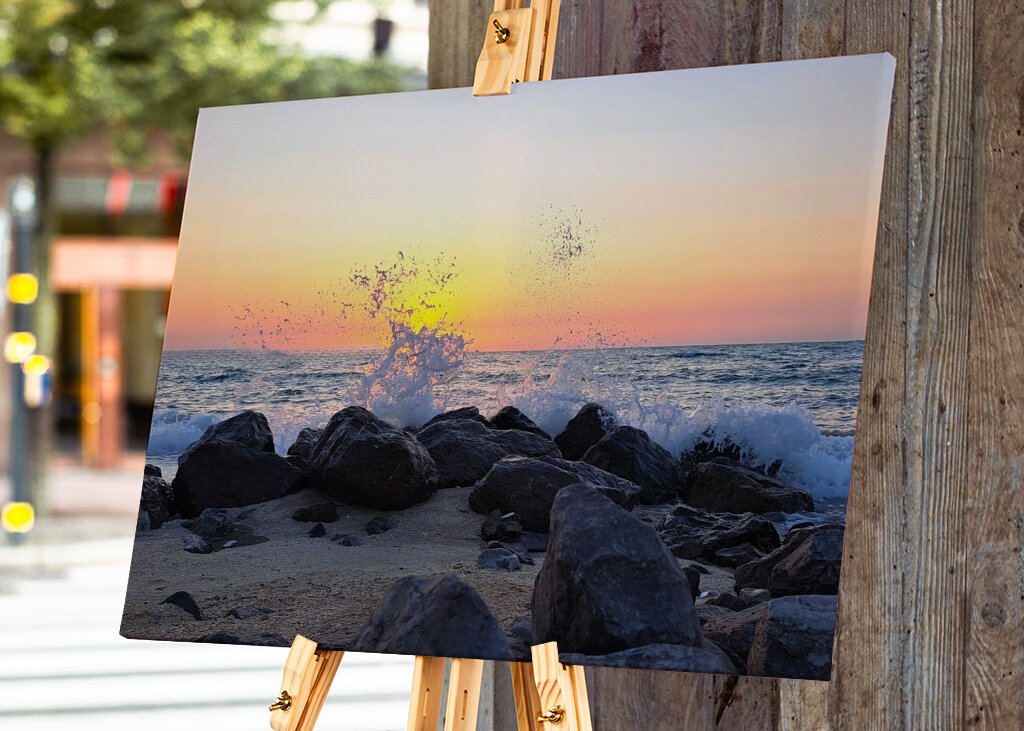 FIERCE WAVES AT SUNSET’S EDGE