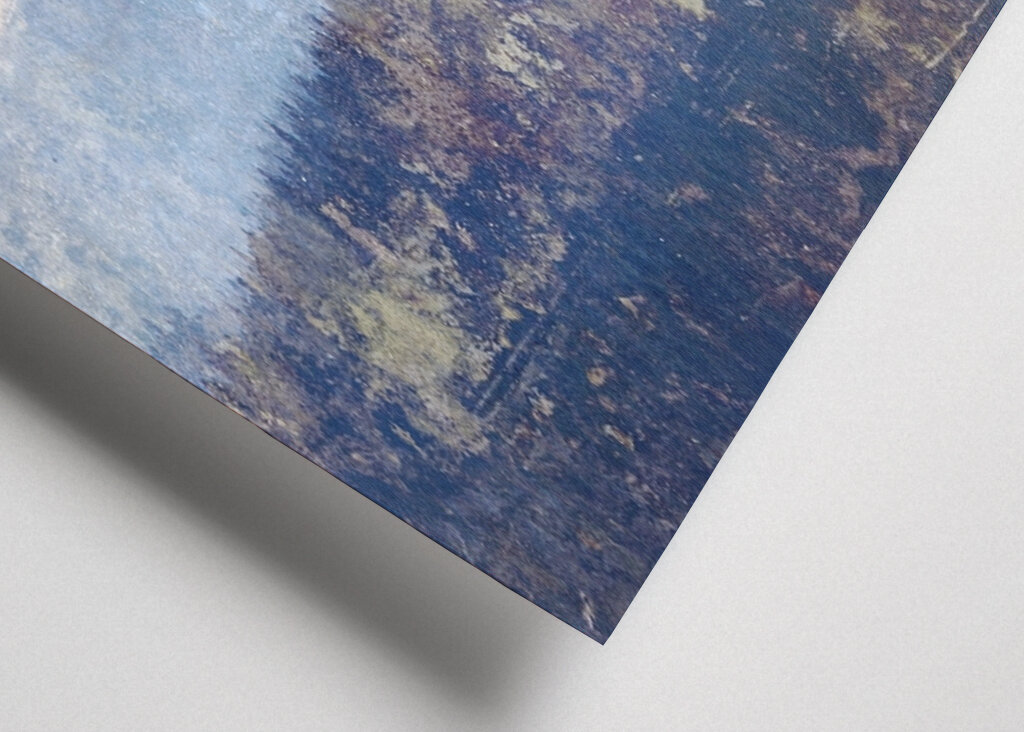 Mistig uitzicht op de bergen