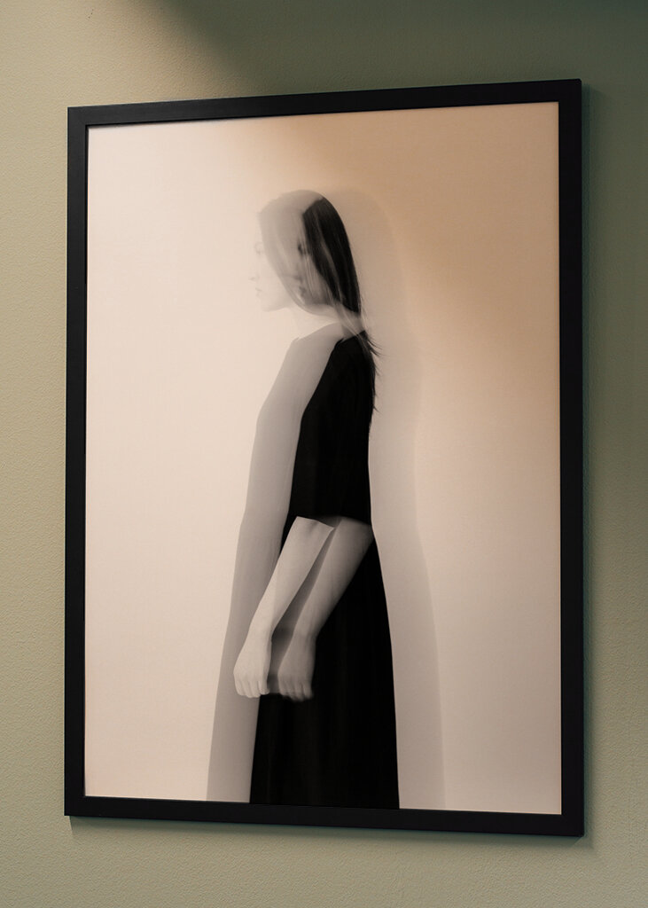 Woman in black and white II