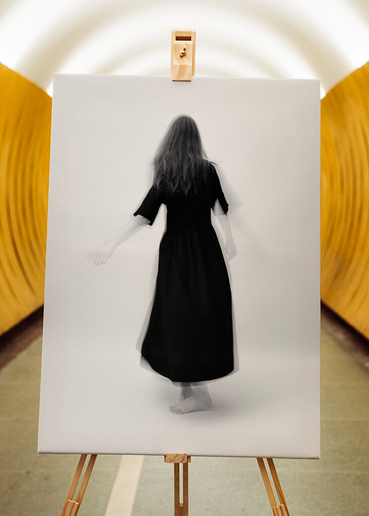 Woman in a black dress II