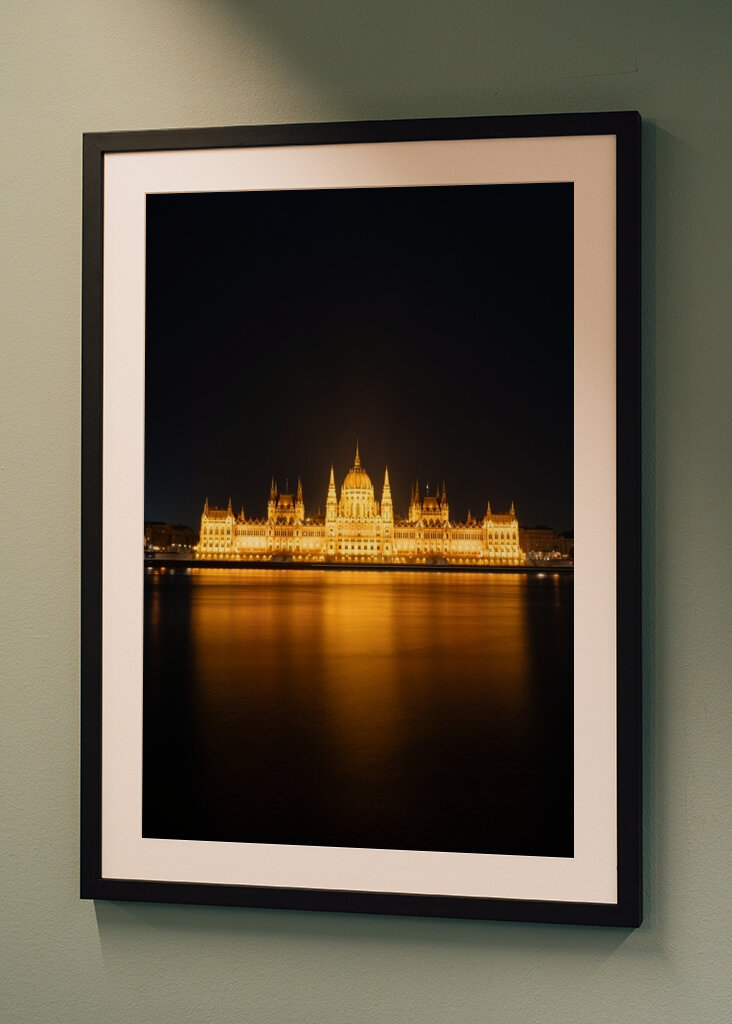 Parlament Budapešť v noci