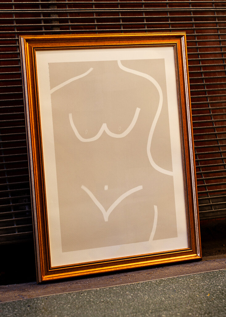 Minimalist Nude Lines