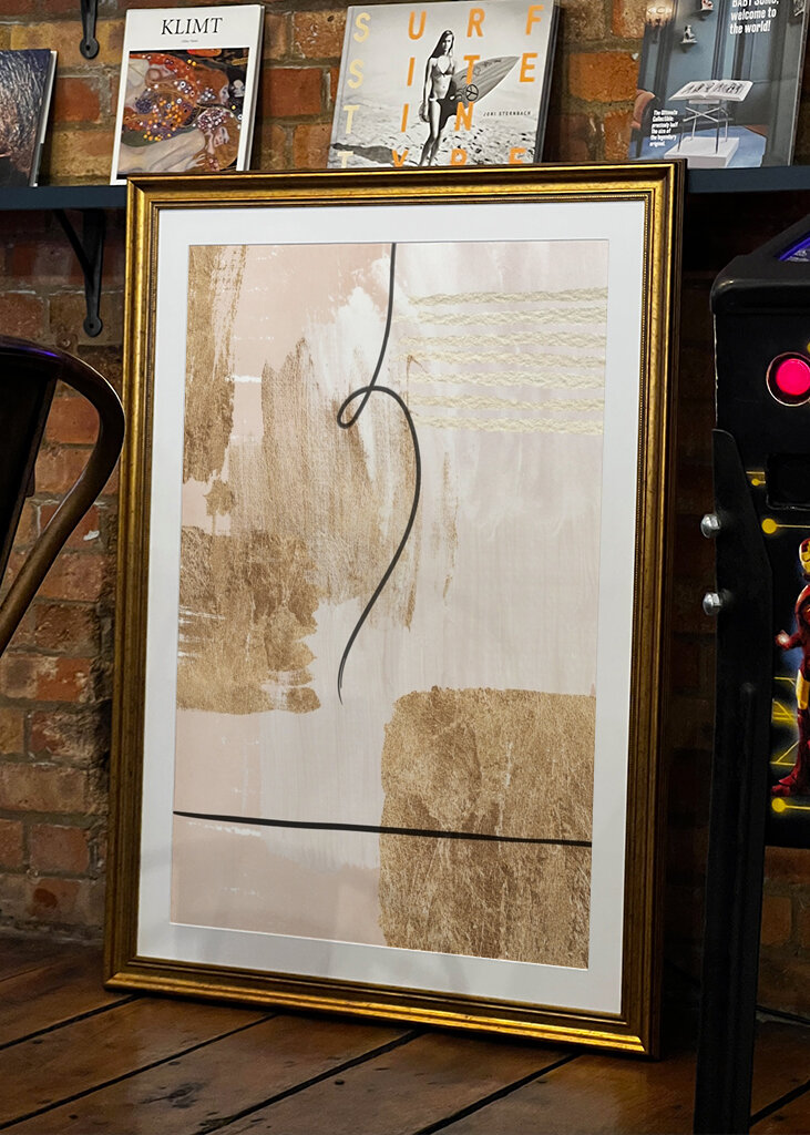 Abstract Gold Elegance