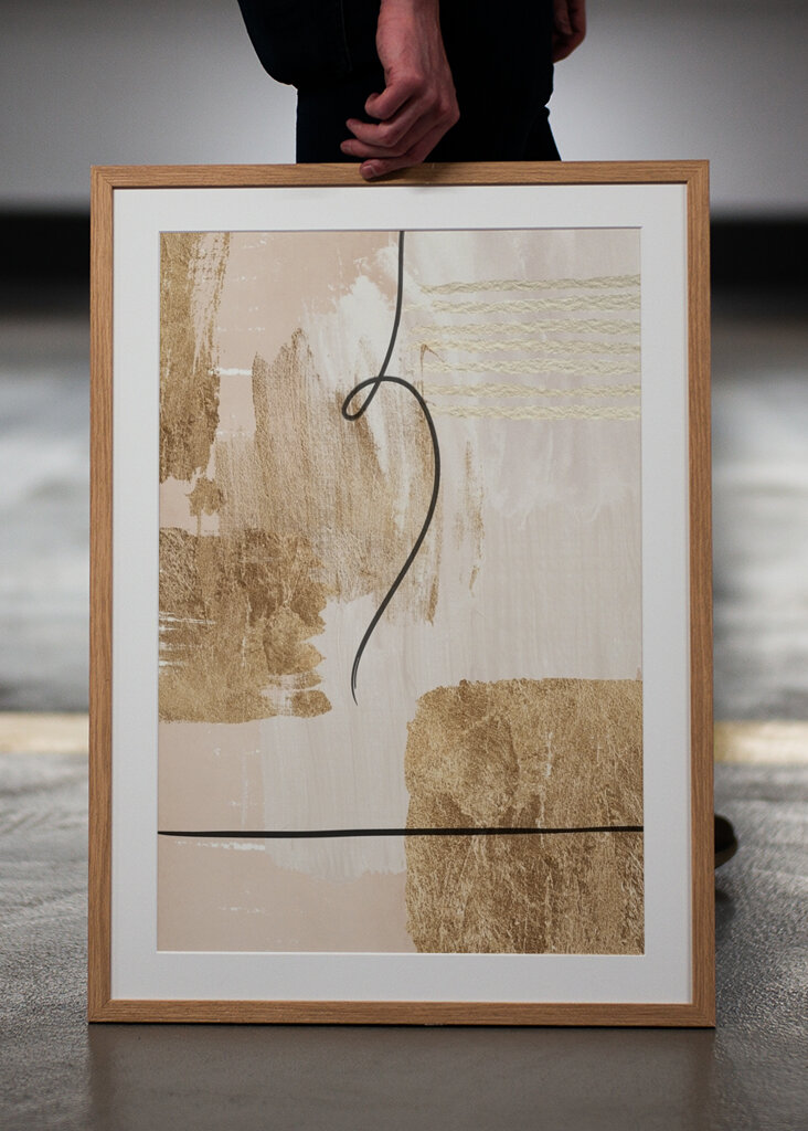 Abstract Gold Elegance