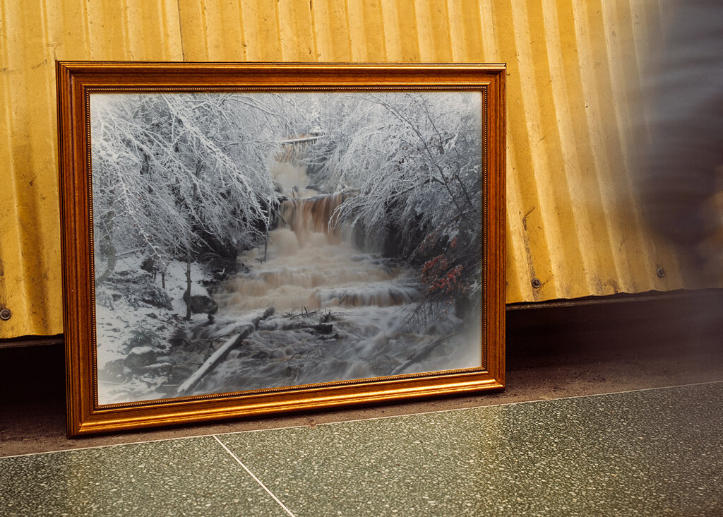 Wodospad zimą i mróz