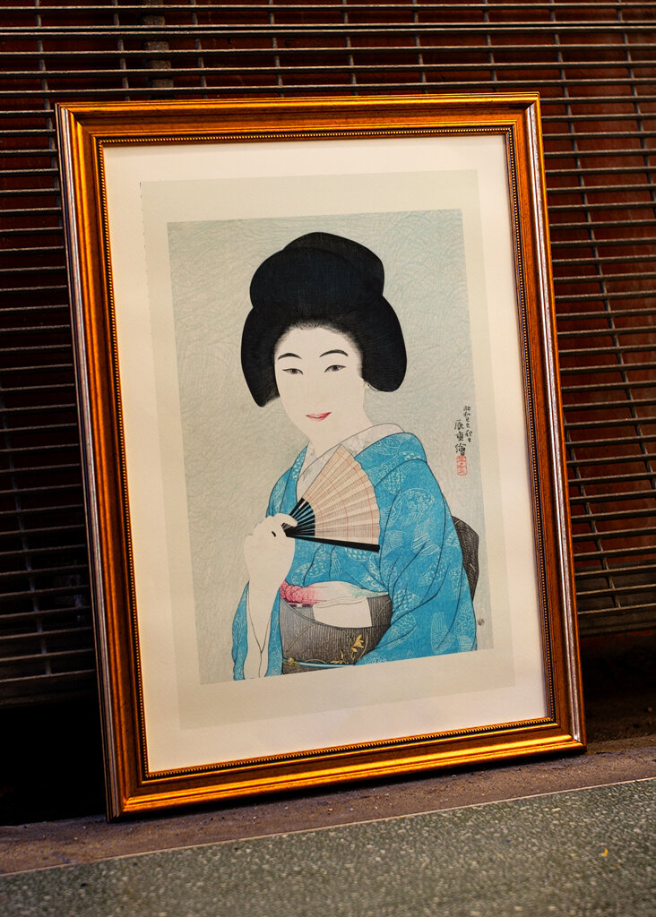 Eleganter blauer Kimono