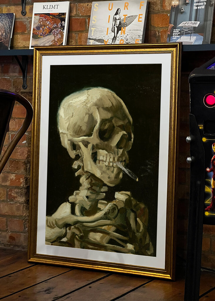 Silencio de calavera humeante