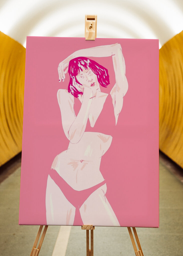 Drømmende lyserød positur