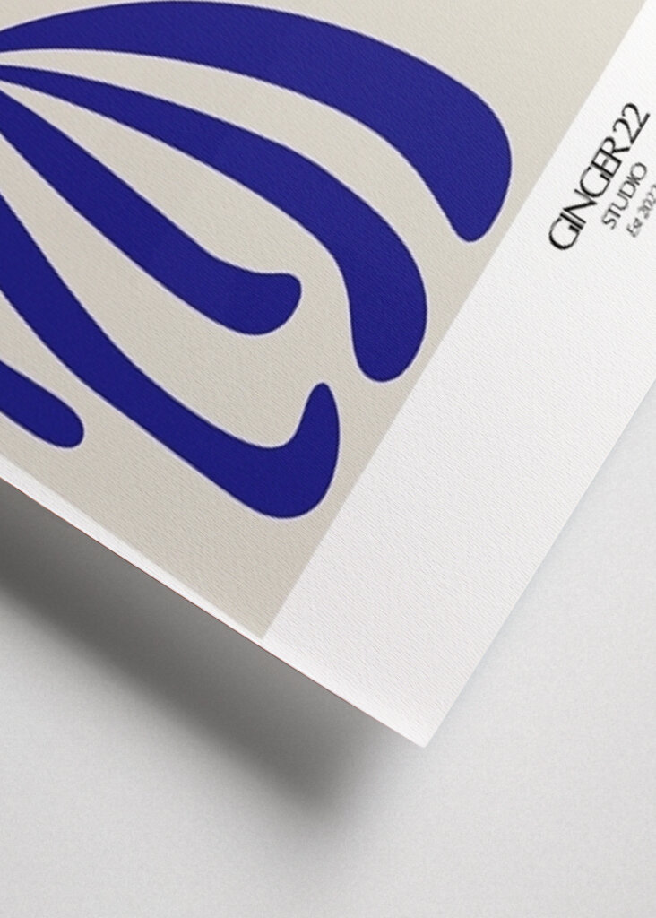 Flytende blå former