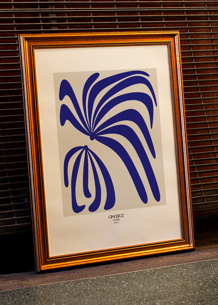 Flytende blå former